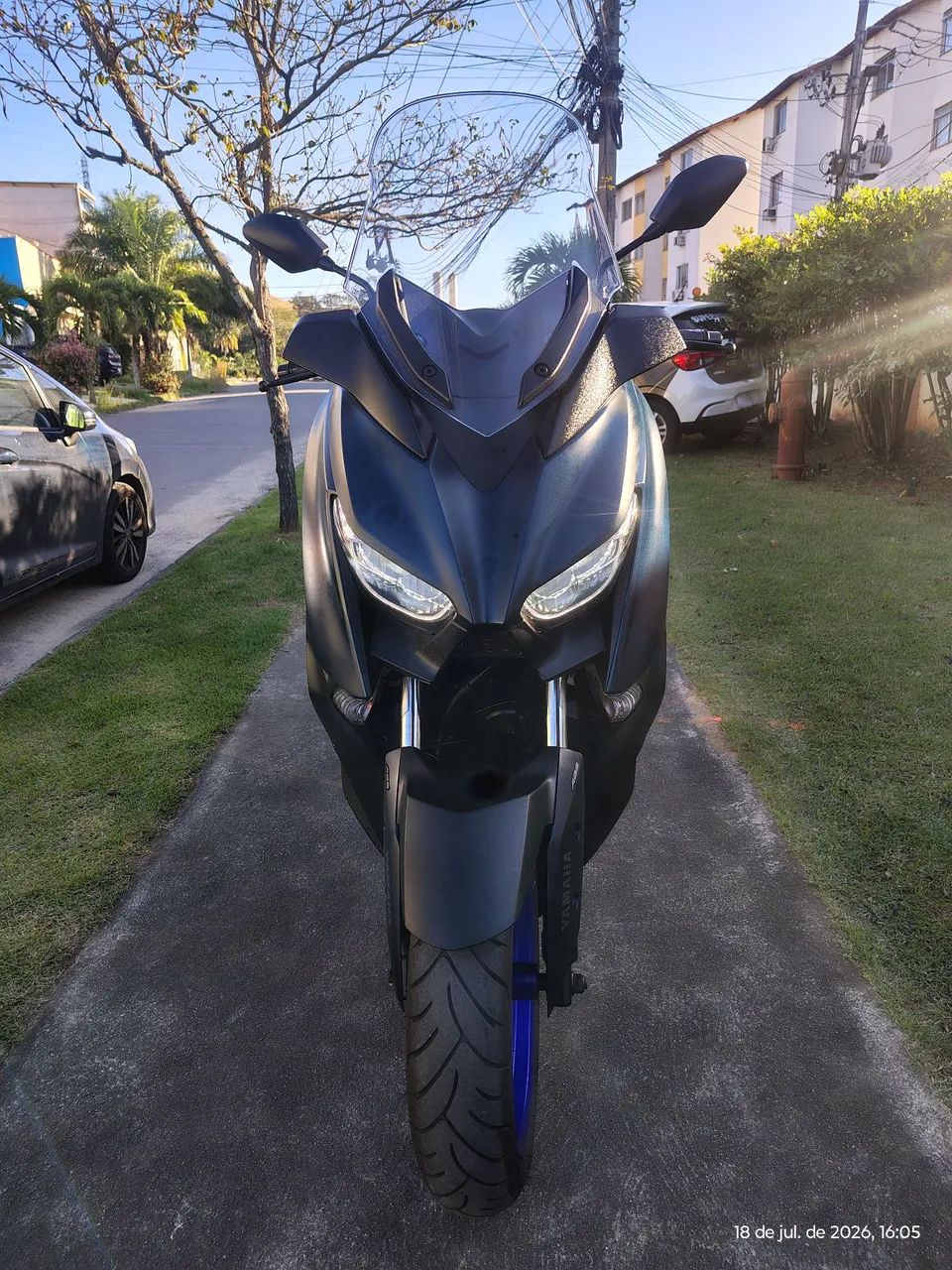 YAMAHA XMAX 250 ABS - Foto 2