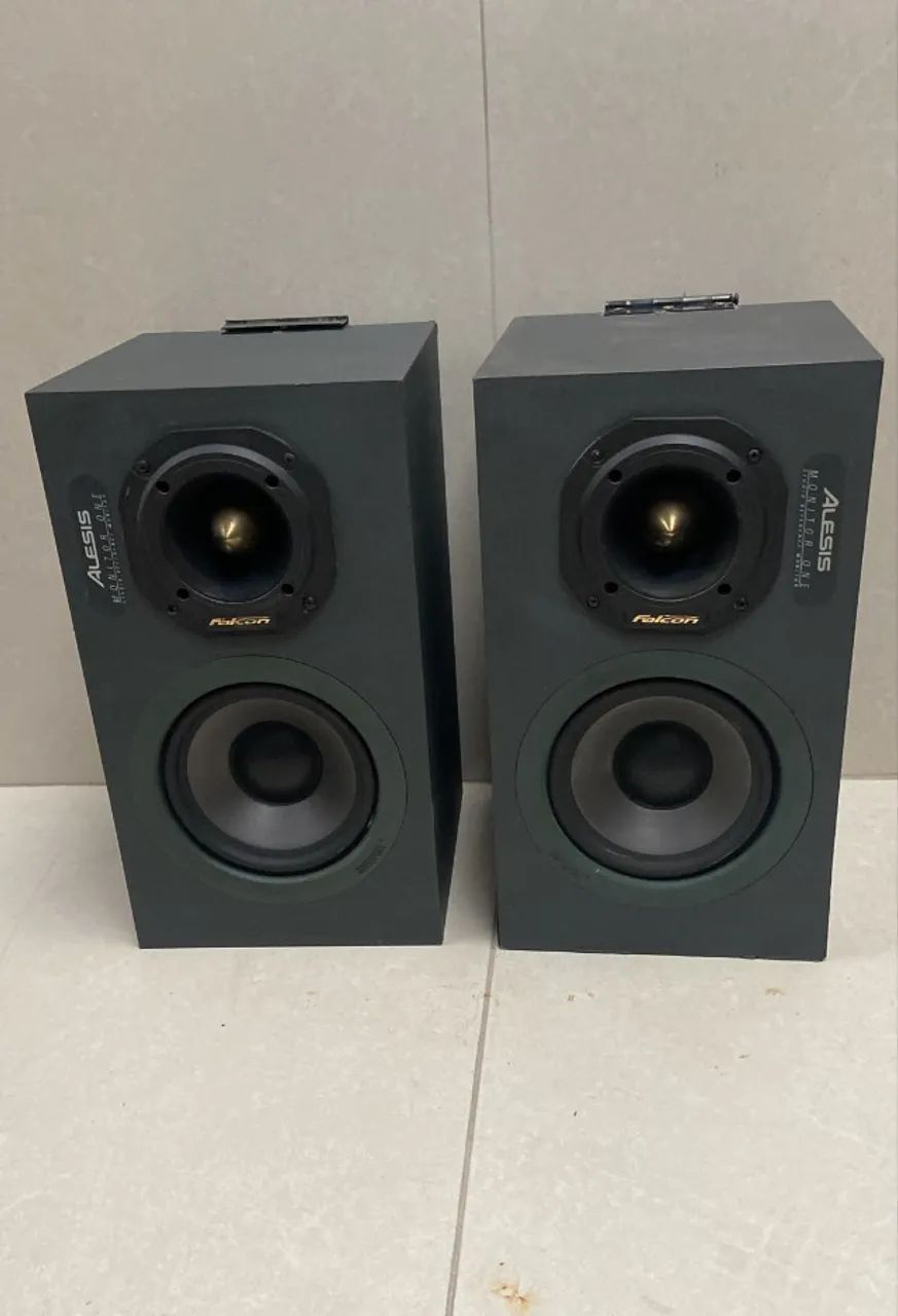  Monitor Alesis Caixa de Som DV00237