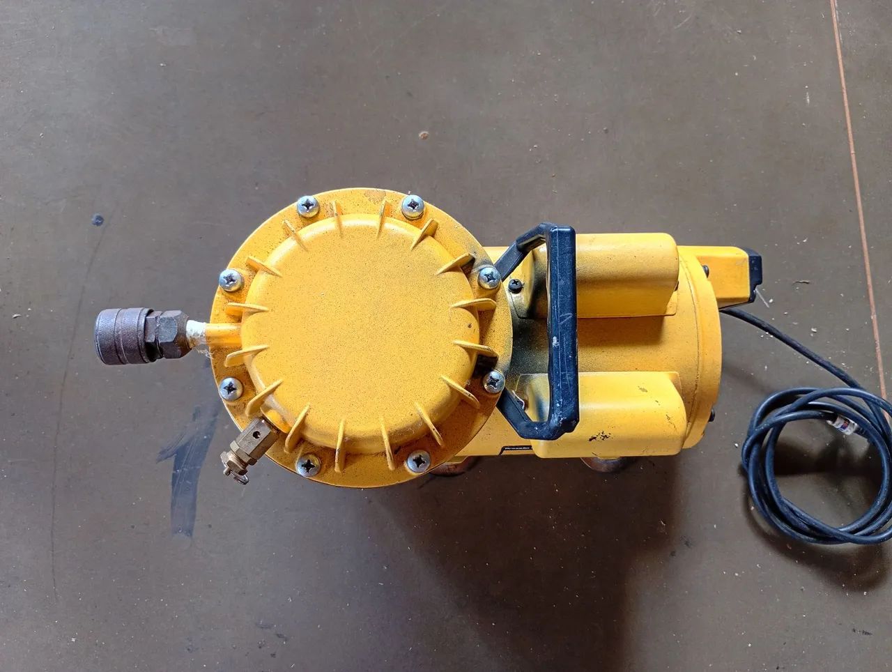 Compressor Ar Direto Mega Jet Usado  - Foto 2