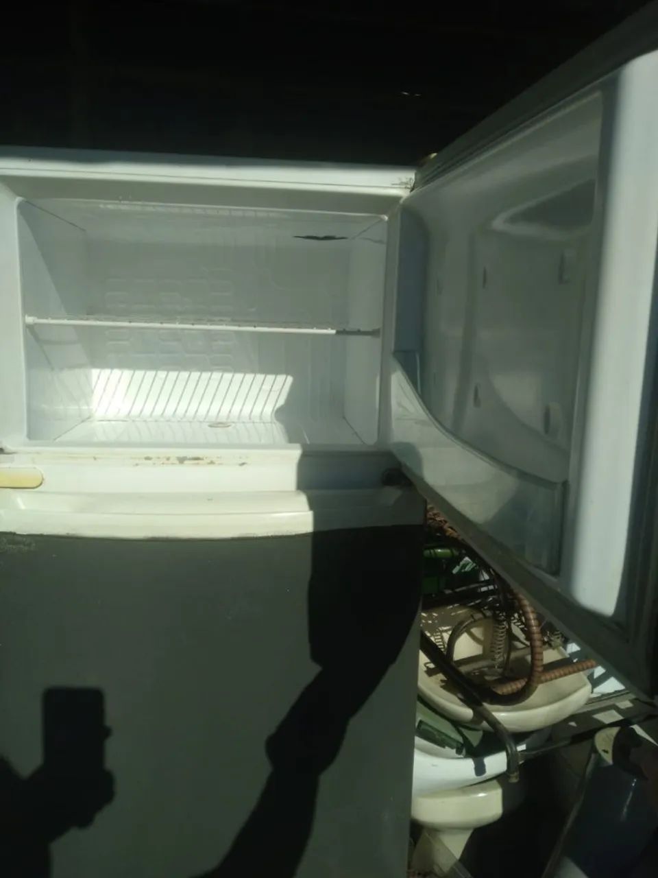 Geladeira consul 330litros usada funciona perfeitamente  - Foto 2