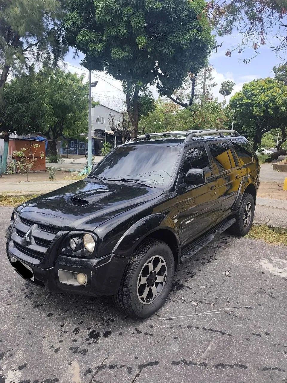 Mitsubishi Pajero Pajero Sport HPE 2.5 4x4 Diesel Aut. 2010