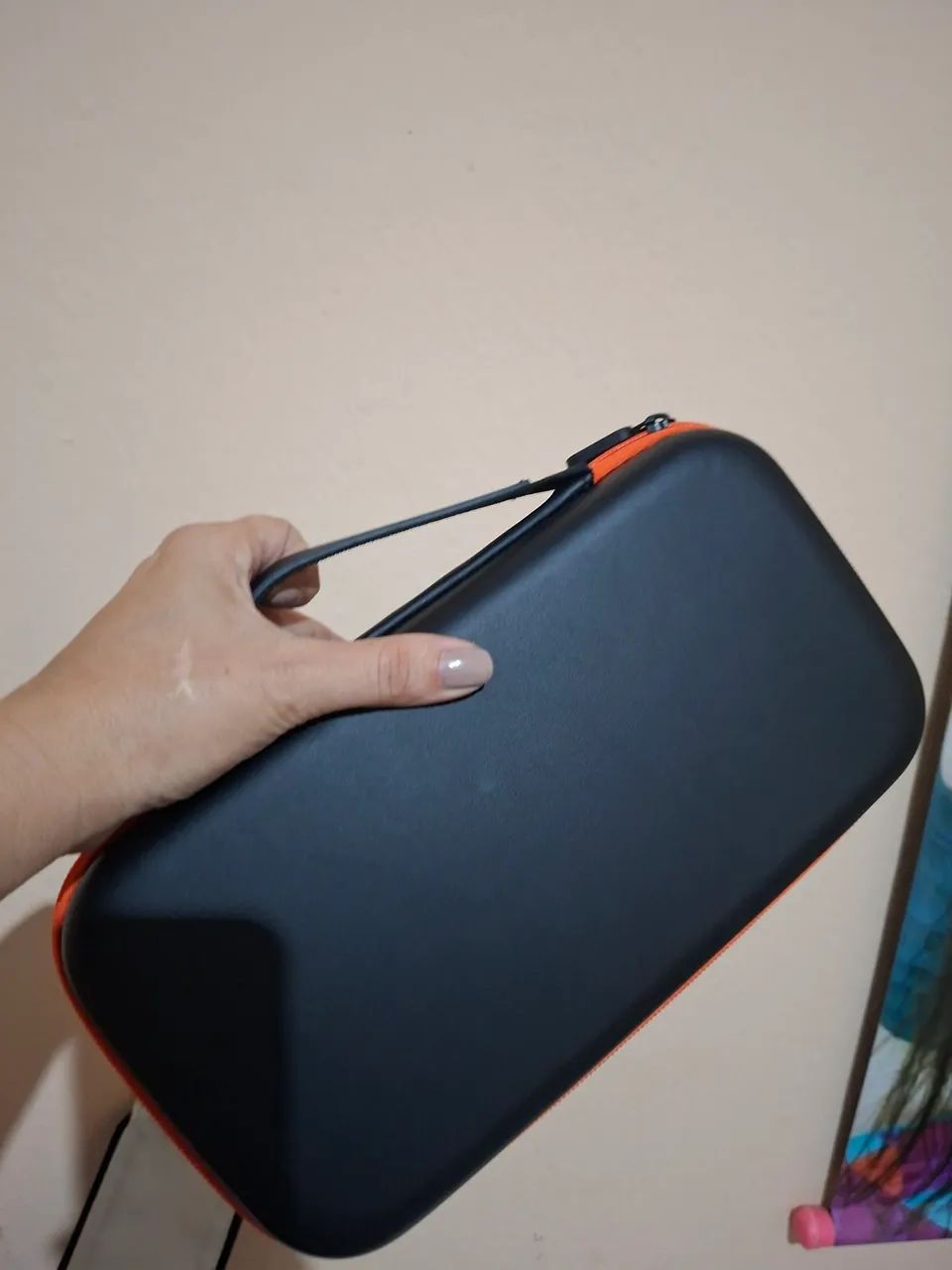 Vendo excelente estojo de microfone. 