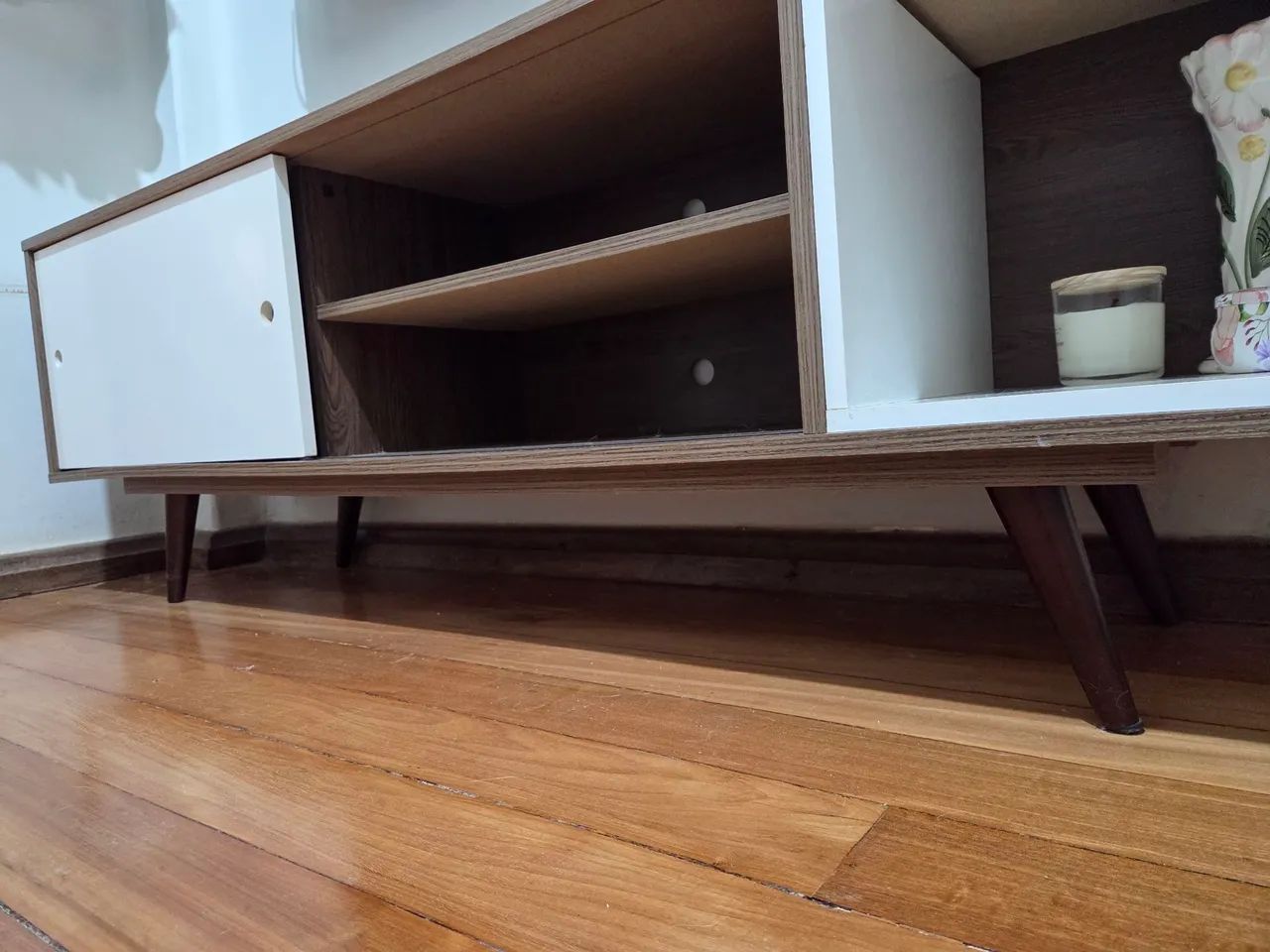 Rack Retrô Mobly 1,63m - Pés Palito e Porta de Correr - Foto 4