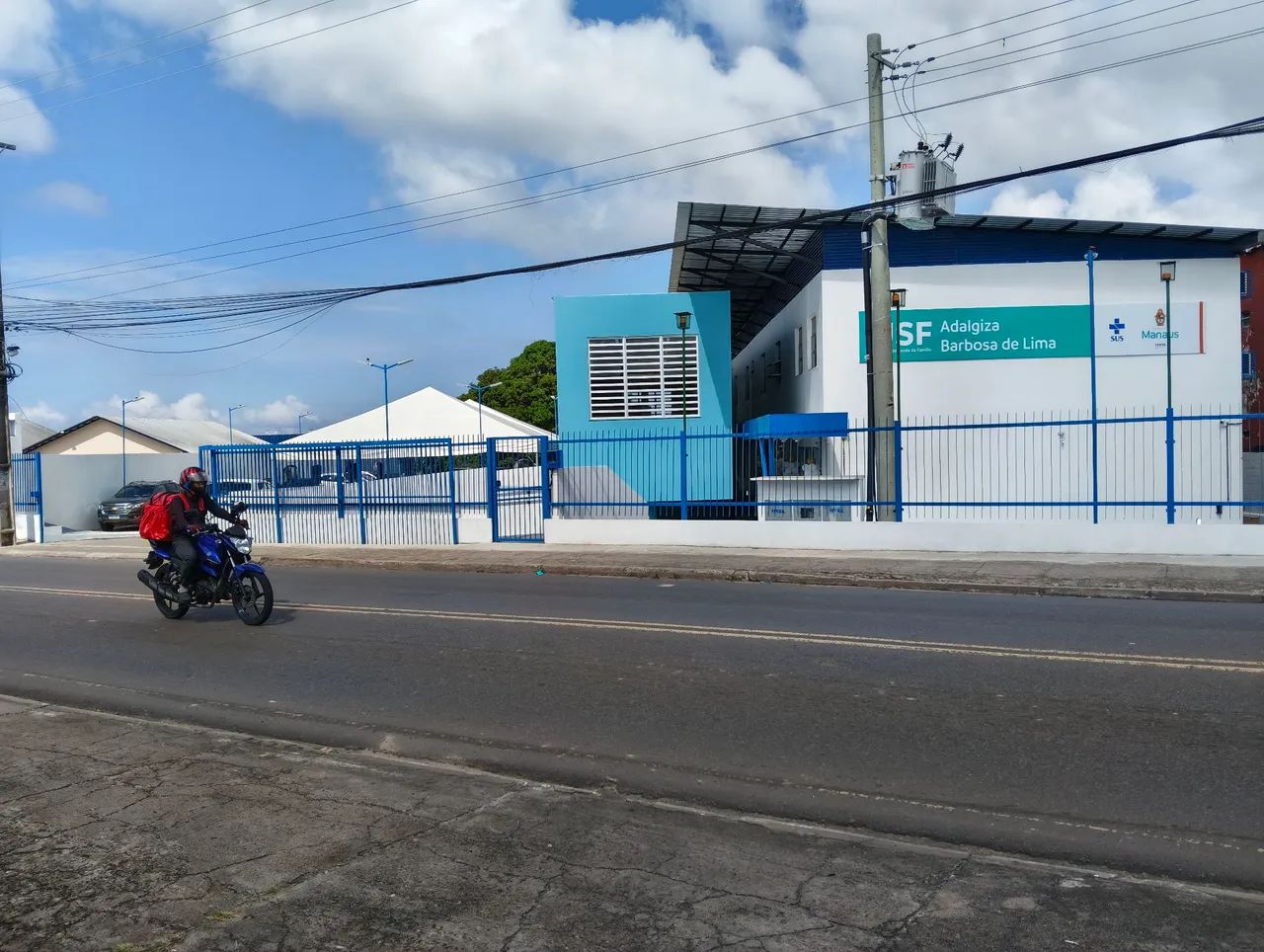IMÓVEL 3 PISOS-LADO UBS - Foto 4