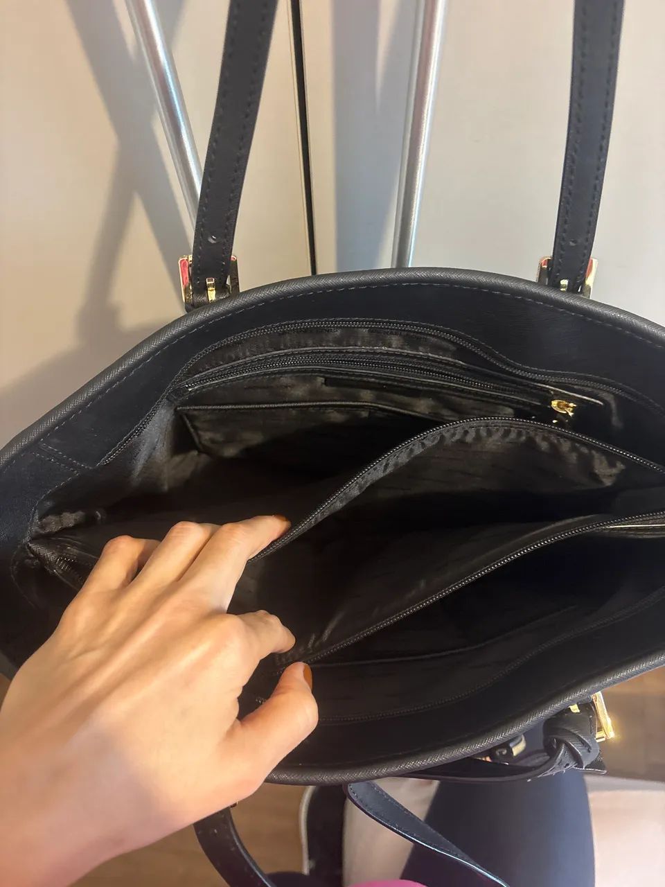 Bolsa preta Michael Kors  - Foto 2