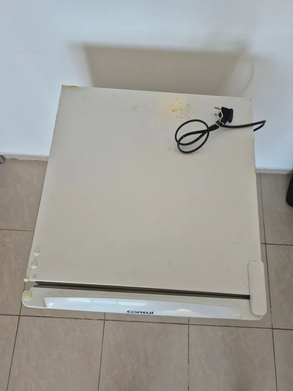 FRIGOBAR CONSUL COMPACTO