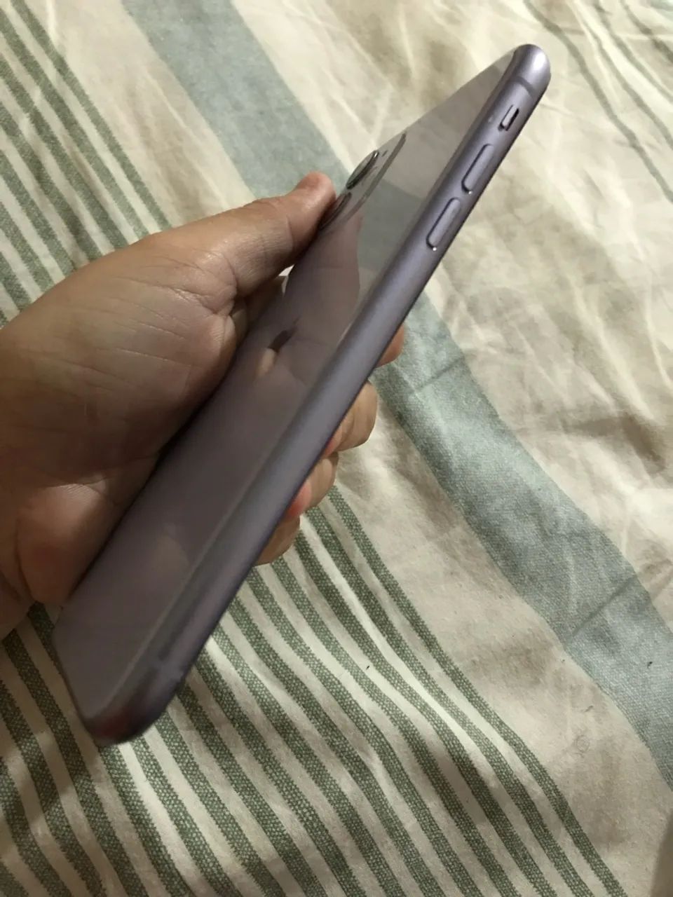 iPhone 11 lilás 128 GB - Foto 3
