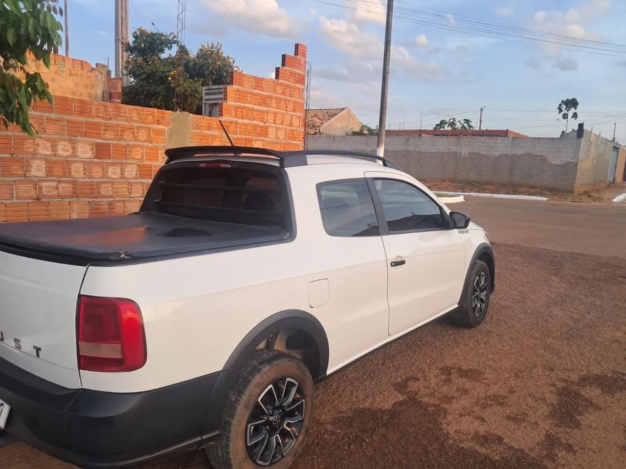 Volkswagen Saveiro Robust 1.6 Total Flex 8V CD 2020 - Foto 4