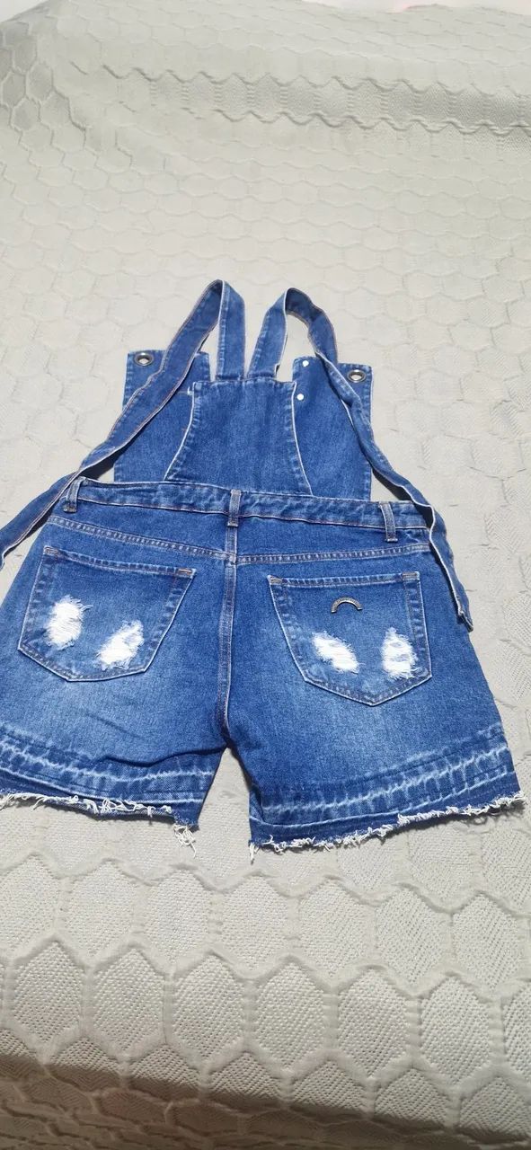 Jardineira Jeans tamanho 40 - Foto 4