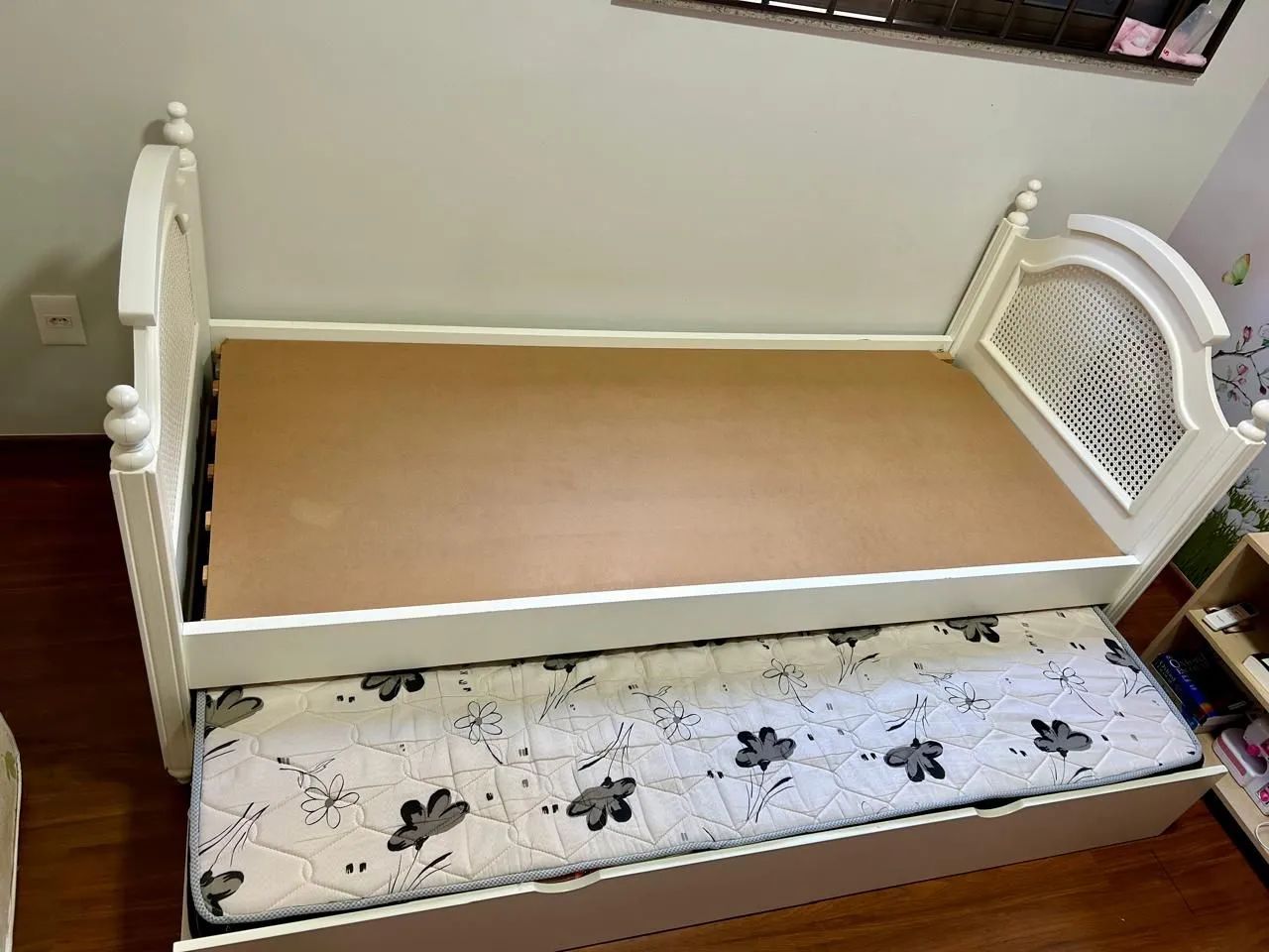 Vendo cama novinha