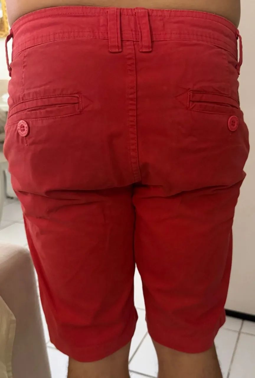 Bermuda de Sarja, marca Stalker,vermelha, modelo tradicional, tamanho 40 - Foto 3