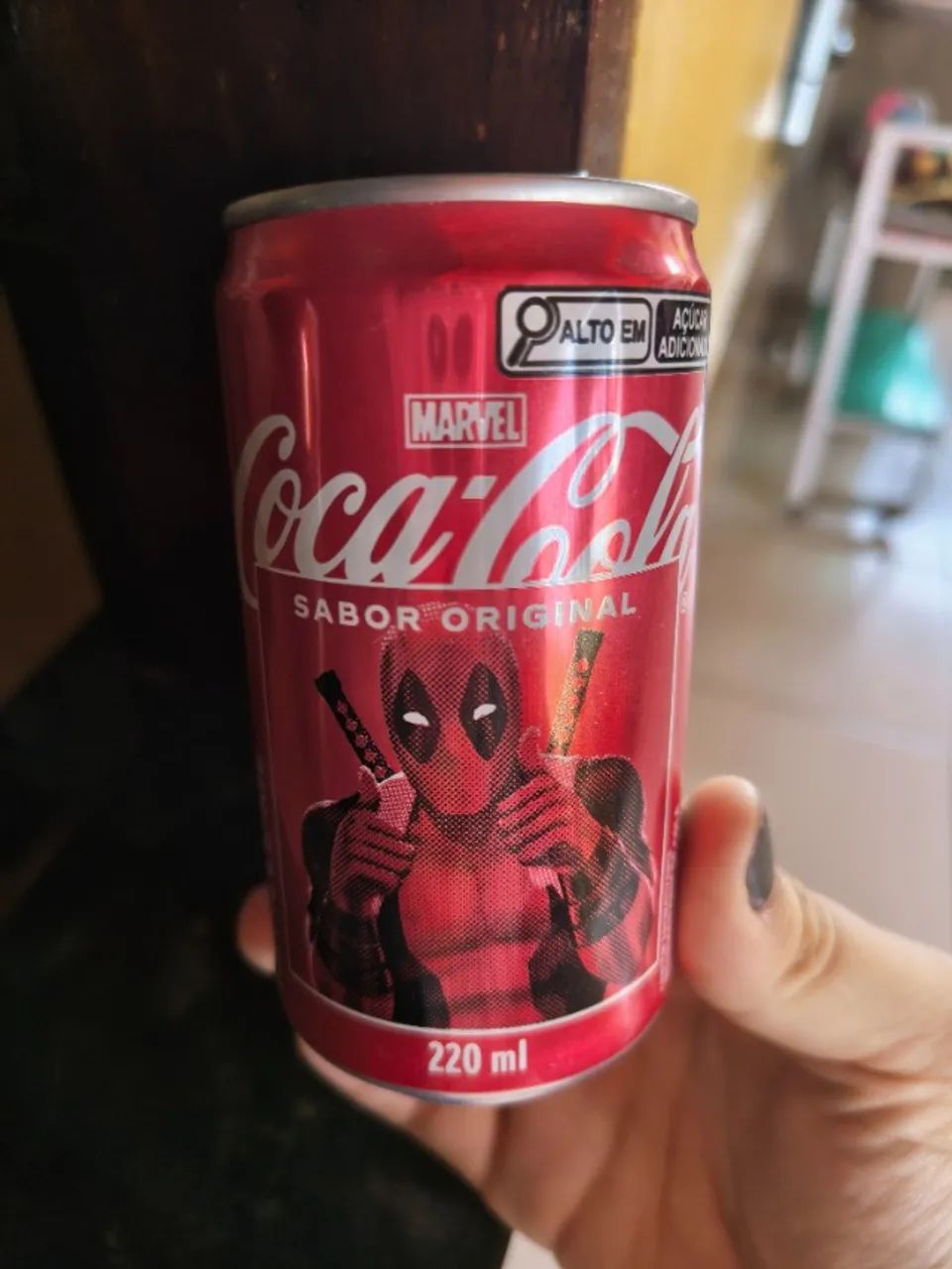 Latinha Colecionável: Coca-Cola Heróis: Deadpool