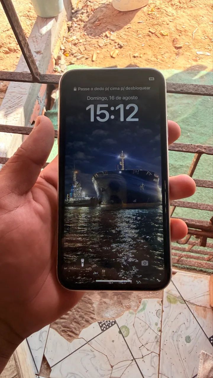 iPhone XR 64g branco  - Foto 3