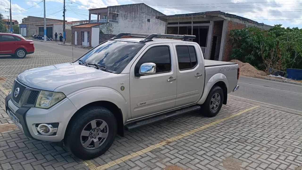 Nissan Frontier Frontier SV ATTACK CD 4x2 2.5 TB Diesel 2013
