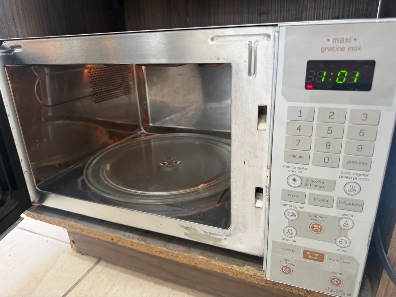 Microondas Brastemp inox espelhado  - Foto 2