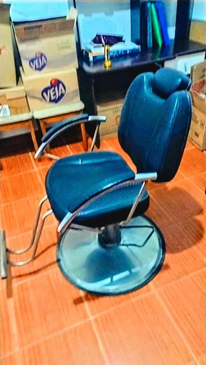 Poltrona cadeira de barbeiro  - Foto 2