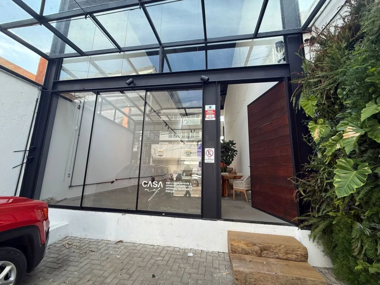 Loja na Rua Girassol, 314  175 m²