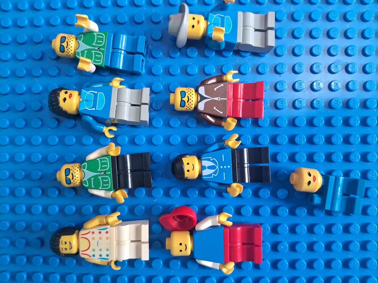 Lego antigo bonecos 8 - Foto 2
