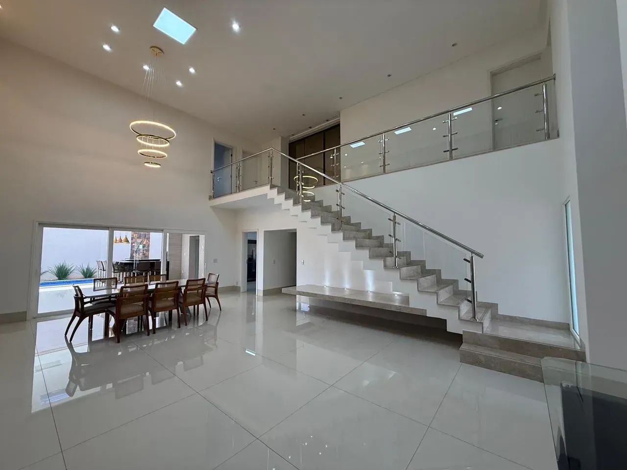 Sobrado 05 suites