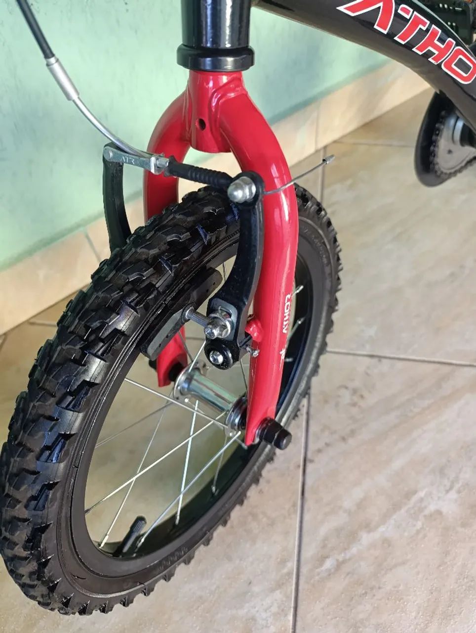 Vendo bicicleta  Infantil aro 16 ATX  - Foto 5