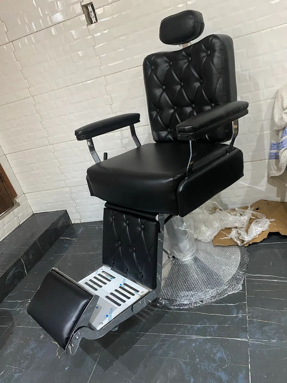 Cadeira barbeiro barbearia - Foto 3