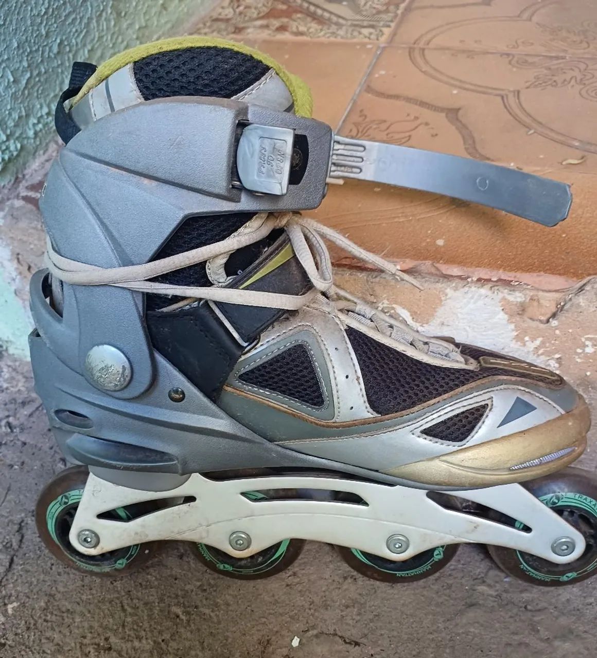 Patins Inline Manhattan - usado - Foto 2