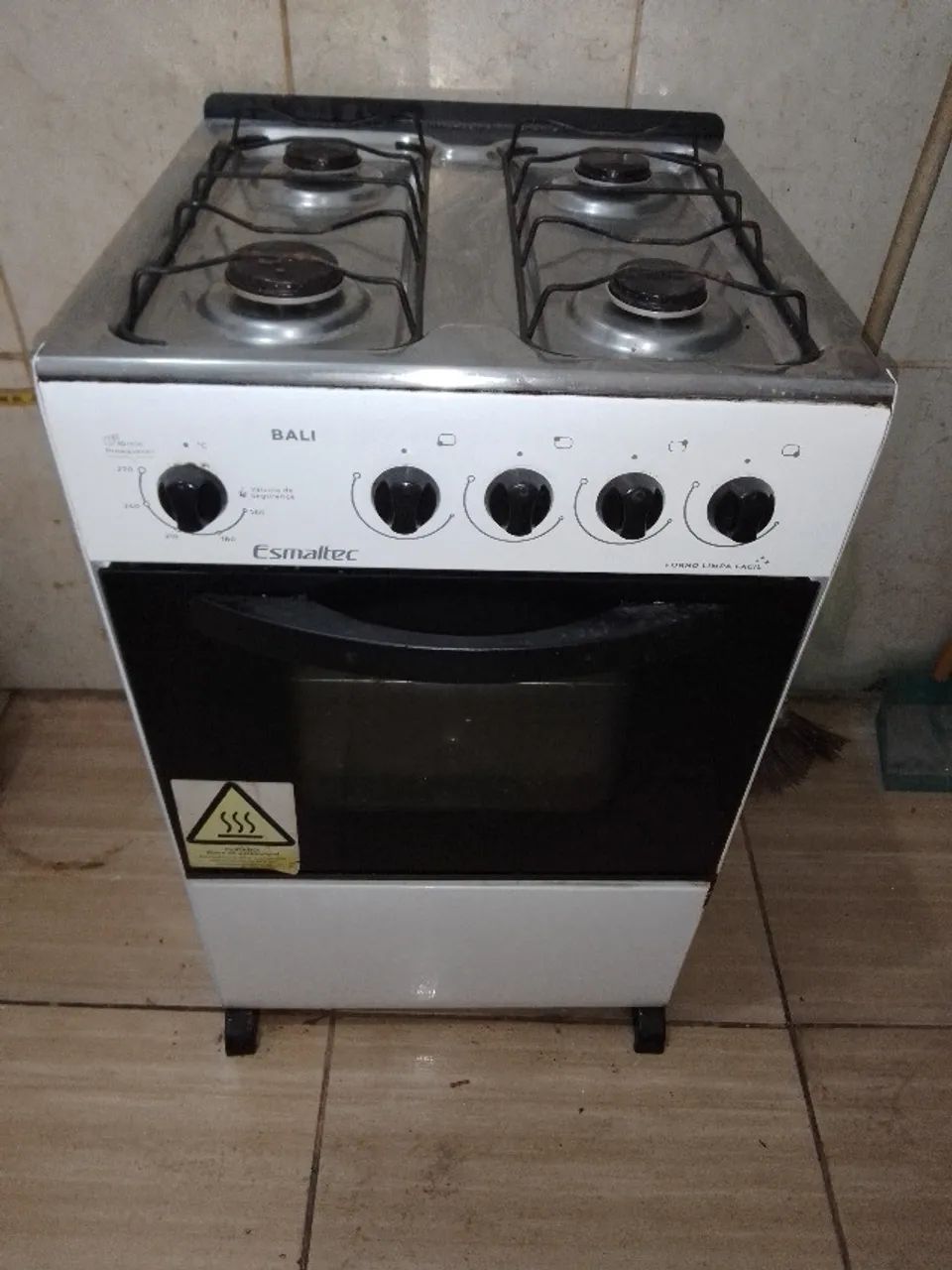 GELADEIRA BRASTEMP 375L +FRIGOBAR PHILCO 67L + FOGÃO ESMALTEC 4 BOCAS+SOFÁ 2 LUGARES - Foto 5