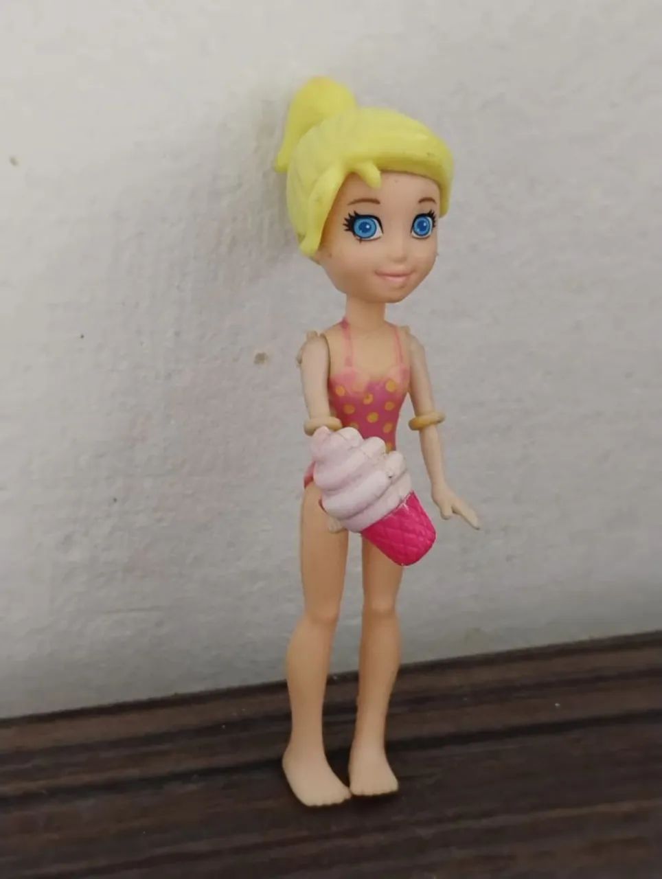 Boneca Polly Pocket Original Mattel Com Sorvete - Usada - Foto 2