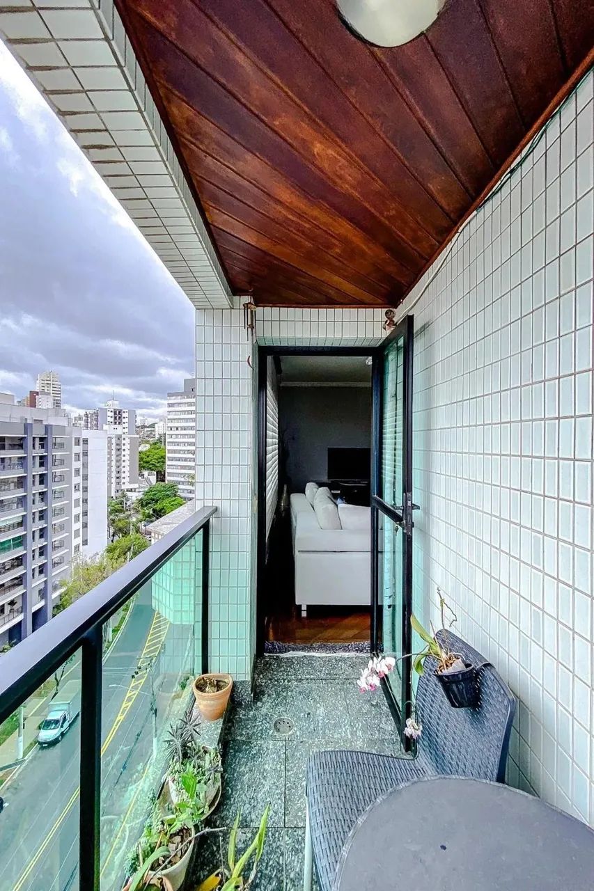 Apartamento à venda com 129m², 4 quartos e 4 vagas - Foto 2