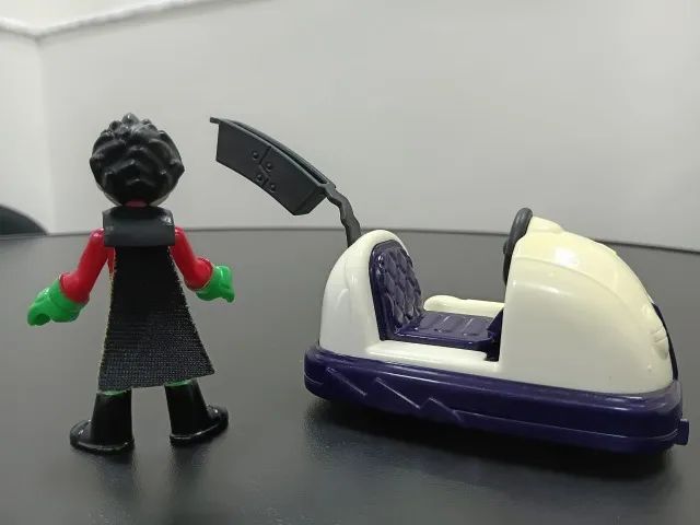 ROBIN JOVENS TITAS COM CARRO IMAGINEXT - Foto 2