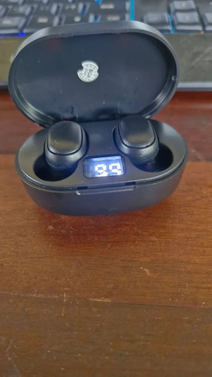 Fone De Ouvido Sem Fio Bluetooth TWS Com Visor Digital LED + Cabo - Foto 4