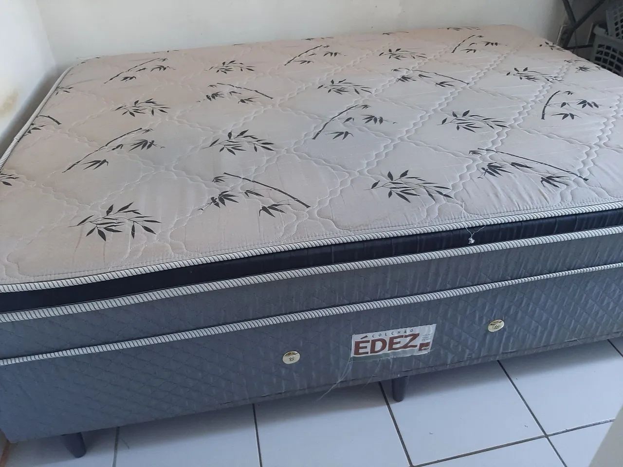Cama Box de casal molas ensacadas