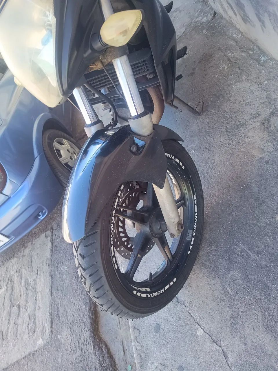CB300R ANO 2013 PRETA - Foto 5