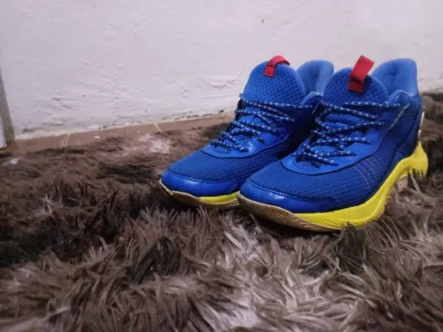 TENIS DE BASQUETE (CURRY 3Z7) - Foto 3