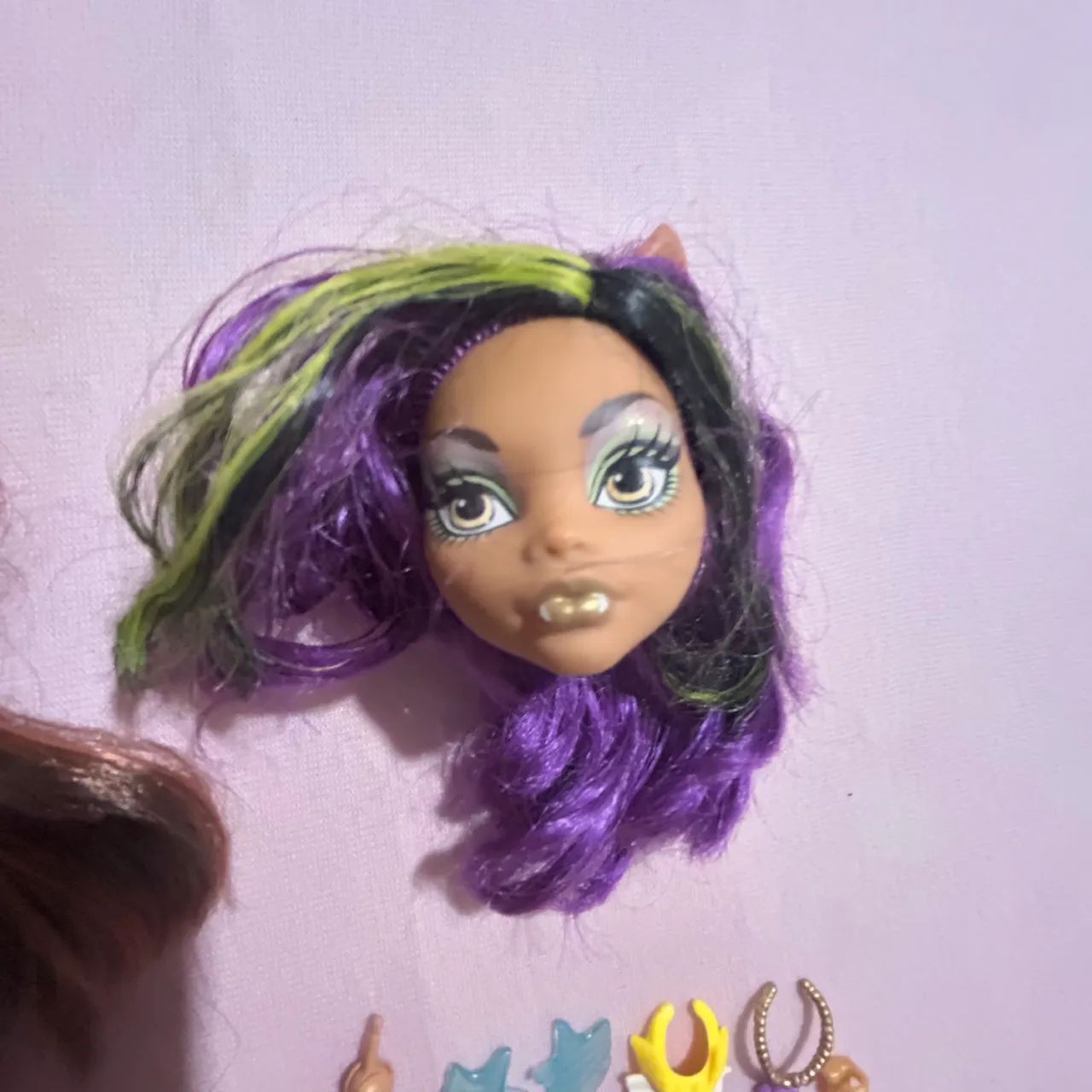 Monster High Clawdeen coffe beans mais peças de reposição e outra cabeça - Foto 5