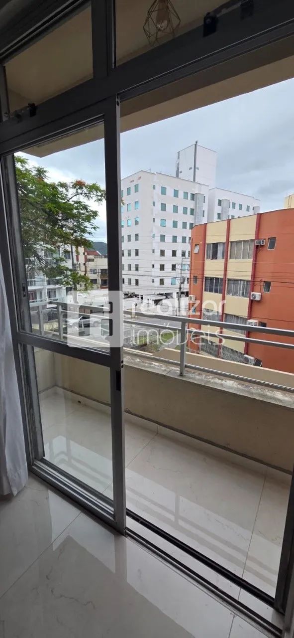 Apartamento com 3 dormitórios na Carvoeira - Foto 5