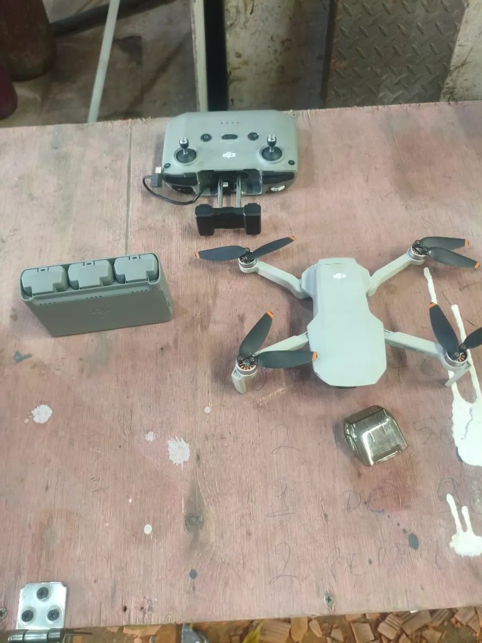 Vendo drone Dji Mine 3  valor 1.500 - Foto 2