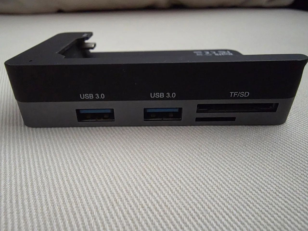 Surface Pro - Hub USB-C BYEASY 2x USB 3.0 + Leitor SD/TF - Foto 2