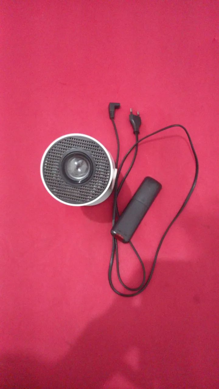 *MINI PROJETOR HD - SEMI NOVO*