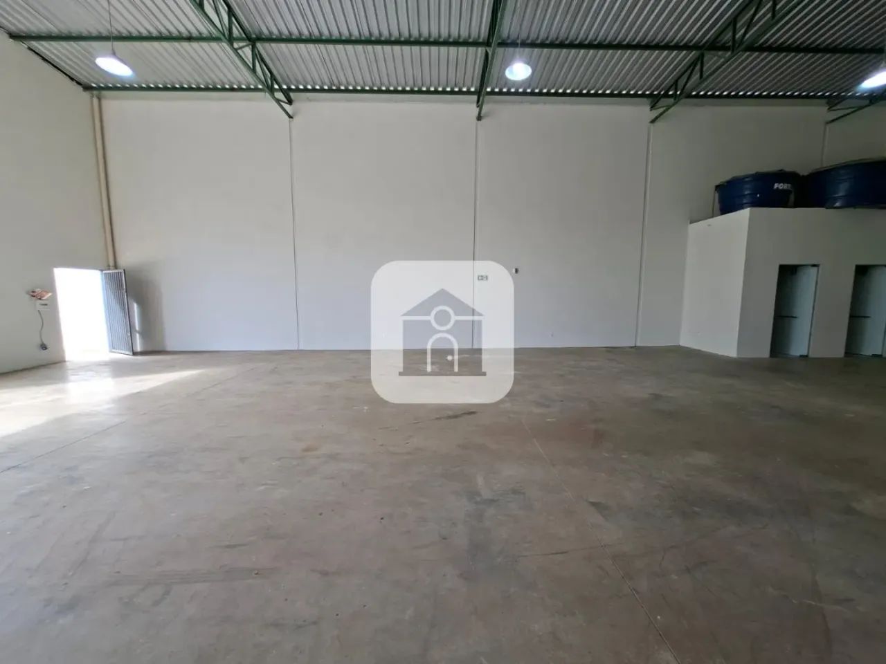 Galpão para locação no bairro Santa Rosa - Foto 4