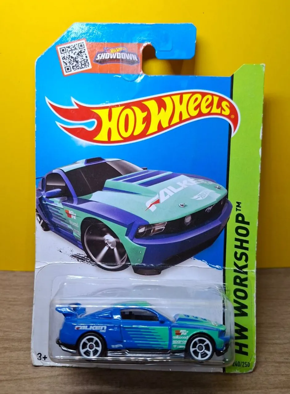 Hot Wheels Larry's Garage Classic Packard - Brinquedos e Jogos