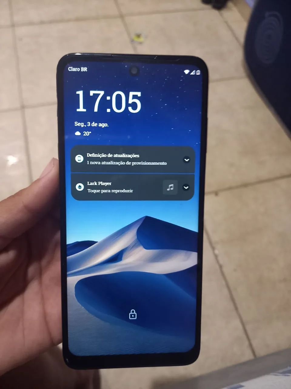 Celular Motorola edge 20 lite.