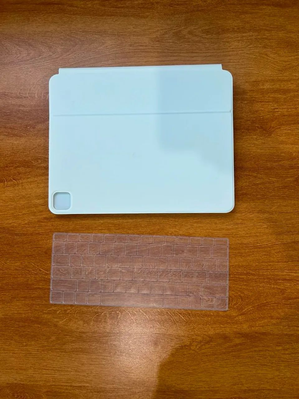 ? Capa Teclado Magnética para iPad 13 - Bluetooth com Trackpad - Foto 3