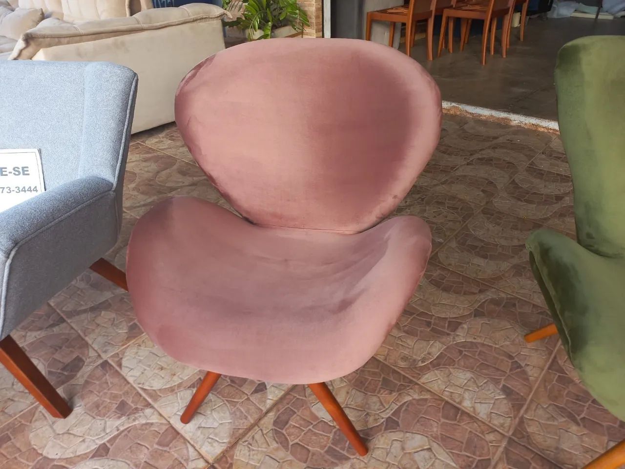 Poltronas e Sofás - Foto 5