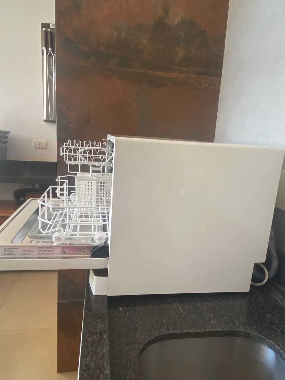 Lavadoura de Louças Eletrolux - 6 serviços