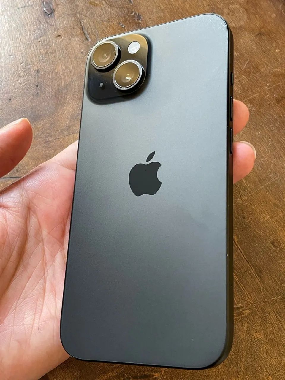 iPhone 15 256g