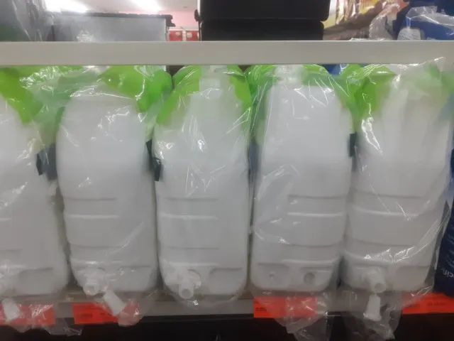 caixa de descarga branco 9 litros 49,90 a vista 