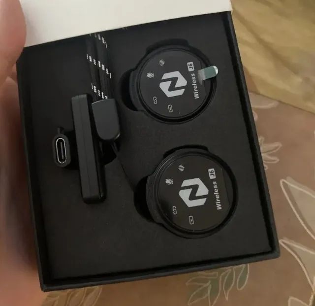 Microfone de lapela sem fio J6f