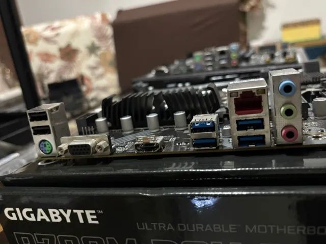 Placa Mãe Gigabyte B760M DDR4 - Foto 3