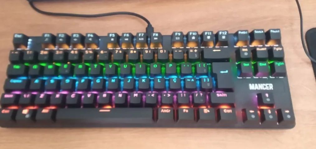 Teclado mancer shade MK3
